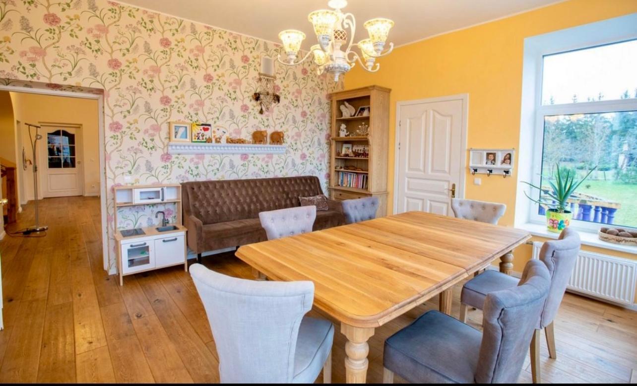 Wonderful 7 Bedroom Home In Vilnius Didzioji Reise Esterno foto